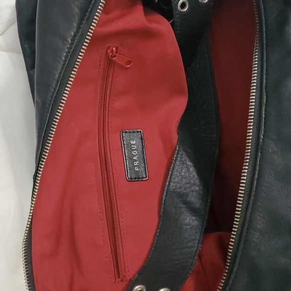 Prague Handbag - Picture 4 of 5